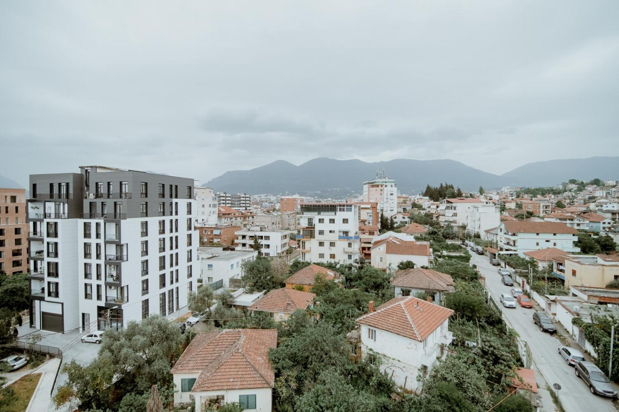 Pretty Smart Appartment Тирана Екстер'єр фото